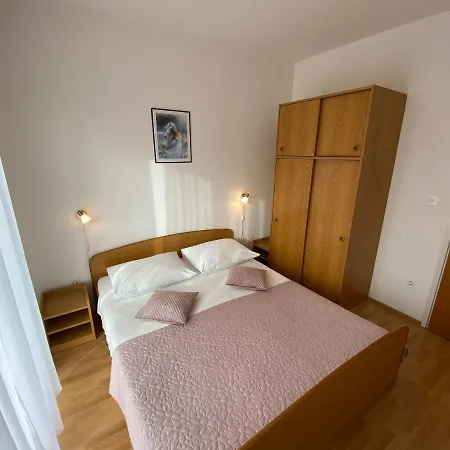 Διαμέρισμα Pulic *