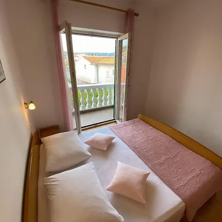 Pulic Διαμέρισμα *