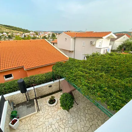 Pulic Διαμέρισμα *