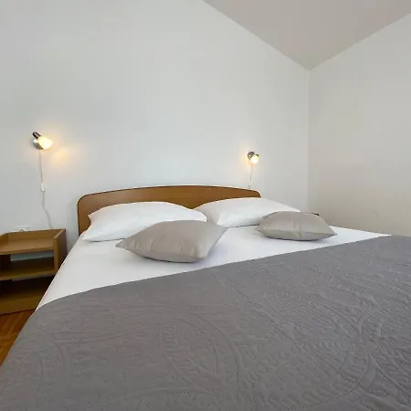 Διαμέρισμα Pulic *